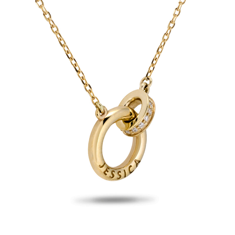 The Diamond Link Name Halo Necklace in Yellow Gold