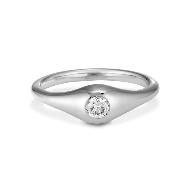 The TREASURE Mini Brilliant Cut Diamond Signet Ring in Platinum