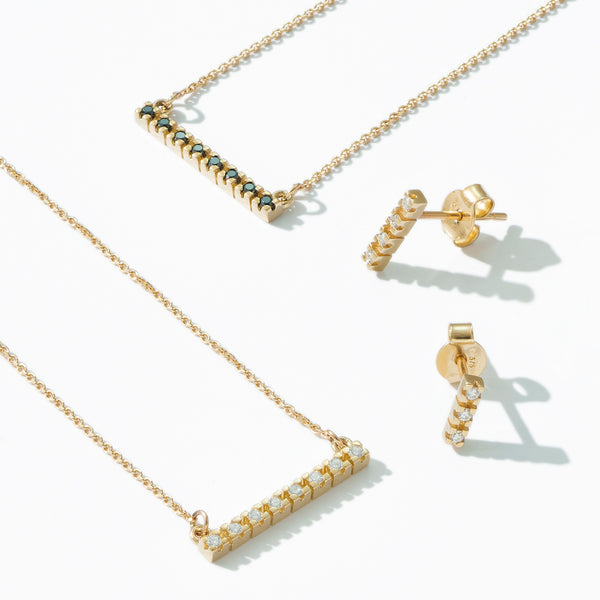 Diamond Turret Bar Necklace in Yellow Gold