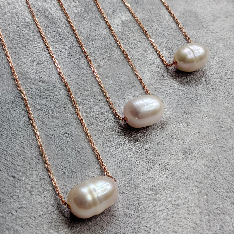Solo Pearl Necklace in Rose Gold