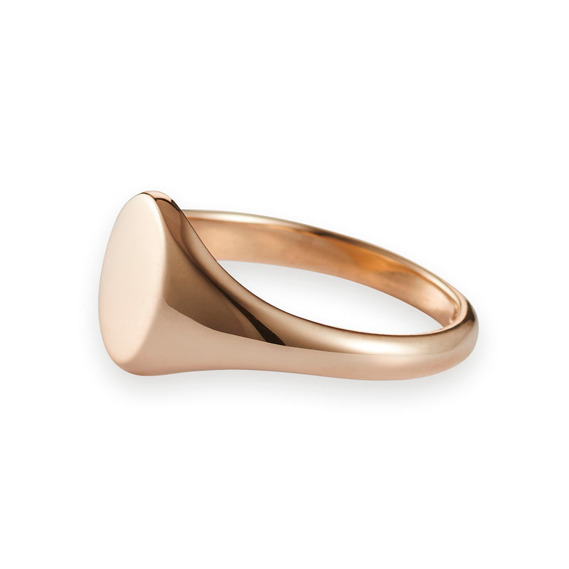 Small Signet Ring in Rose Gold